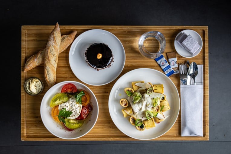LUNCH BAGS & PLATEAUX-REPAS